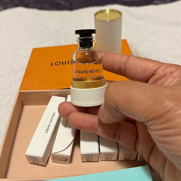 LV perfume - Picture 1 of 2